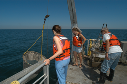 Abby, Tess, and Hovey recovering plankton net.