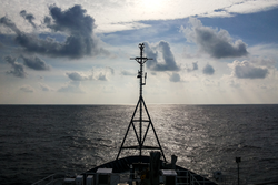 Bow mast on R/V Roger Revelle as it conducts field work in the Bay of Bengal.