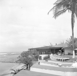 Navy beach mess, San Juan.