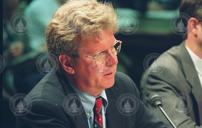 Bill Curry testifying at a Senate committee hearing