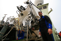 Bruce Strickrott with DSV Alvin on deck of Atlantis.