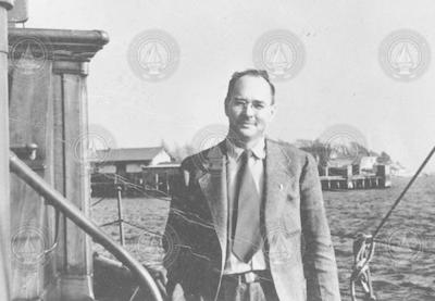 Bostwick Ketchum on Atlantis at WHOI dock