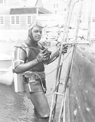 Dave Owen getting ready to dive in Woods Hole
