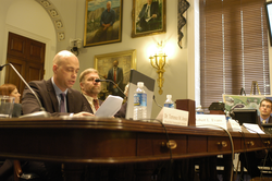 Robert Evans speaks at Congressional hearing