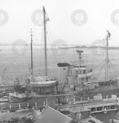 Chain and Atlantis at WHOI dock at Christmas