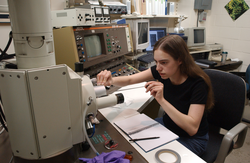 Jessica Warren working in the lab.