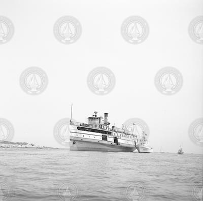 SS Nobska aground near Nonamessett.
