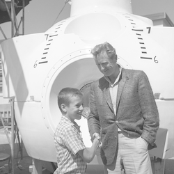 Lloyd Bridges and Mabel Reese's son with Alvin.