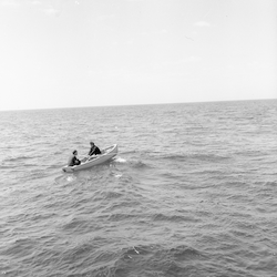 Adrian Lane and Jan Hahn in rowboat.