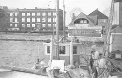 The Anton Dohrn at WHOI dock.