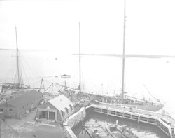 Atlantis at WHOI dock