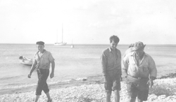 Carl Ferns, Augustus Smith and H. Mandly on beach