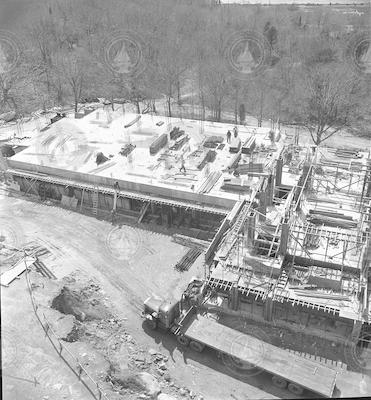 Clark Laboratory construction.