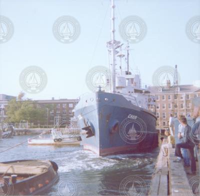 Chain pulling in to WHOI dock