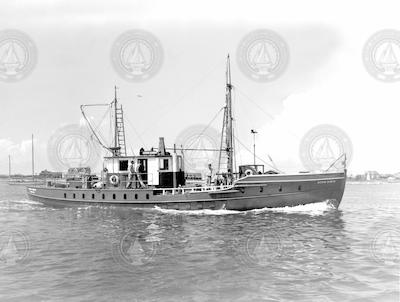 Full starboard view of the Anton Dohrn underway.