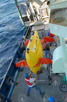 AUV Sentry recovery operations.