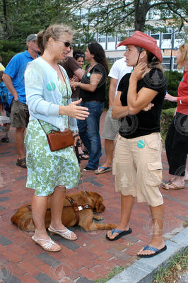 Britt Raubenheimer and Amy Kukulya at the street festival.