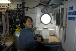 Sophie Chu working in the New Horizon lab.