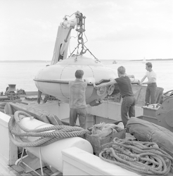 SP-350 Denise, RV Calypso's diving saucer.