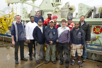 The current and final WHOI captain and crew of R/V Oceanus.
