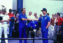 Chris von Alt shaking hands with Bob Ballard after Titanic survey expedition.