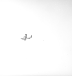 Aircraft overhead during Thresher search
