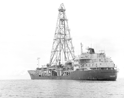 Deep drilling vessel, Glomar Challenger