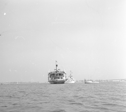 SS Nobska aground near Nonamessett.