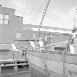 Trading schooner in San Juan.