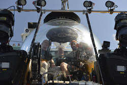 Tim Shank and Luis Lamar explore Lydonia Canyon in submersible Nadir.