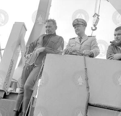 Men aboard USNS Mizar