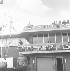People at Port Office welcoming R/V Chain after MODE Experiment.