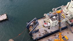 Aerial view of Alvin offload for 6500 m upgrade, media clip size.