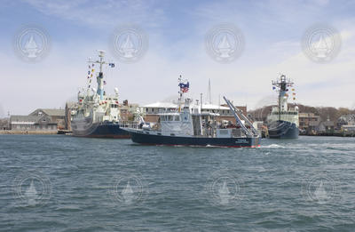 R/V Tioga's first arrival at WHOI dock joining R/Vs Knorr and Oceanus.