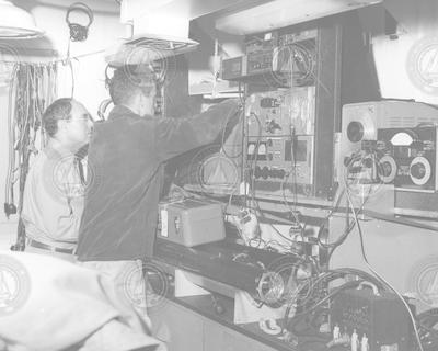 Willard Dow and Steve Stillman working in main lab